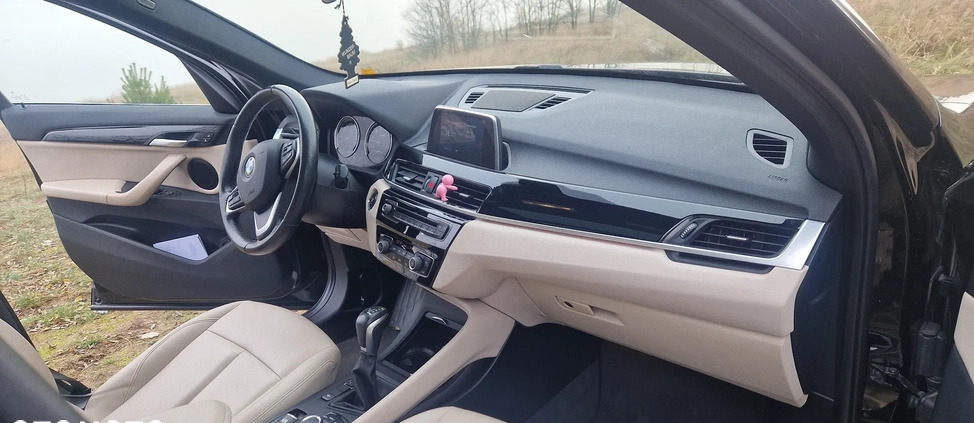 BMW X1 cena 90999 przebieg: 70000, rok produkcji 2018 z Turek małe 121